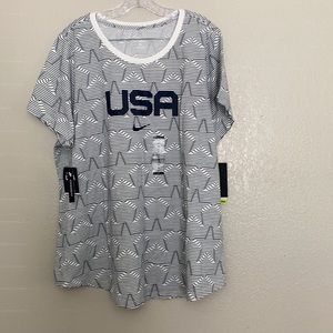 Nike Sportswear USA Allover Print Tee 2X